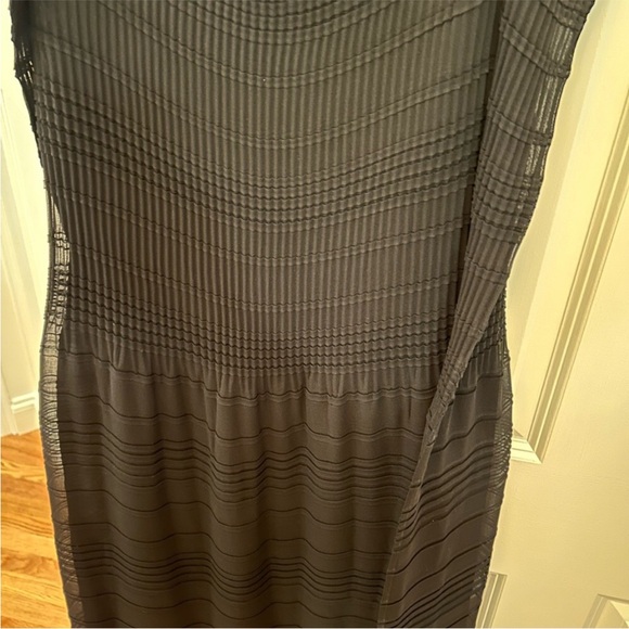 The Row Tanya Plisse Dress - Picture 9 of 9